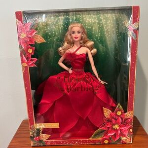 Barbie Holiday Doll 2022, Blonde hair, never opened